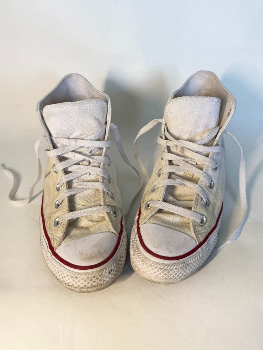Aged White Converse - Perfectly worn-in Chuck Taylor All Star Canvas size 7.5